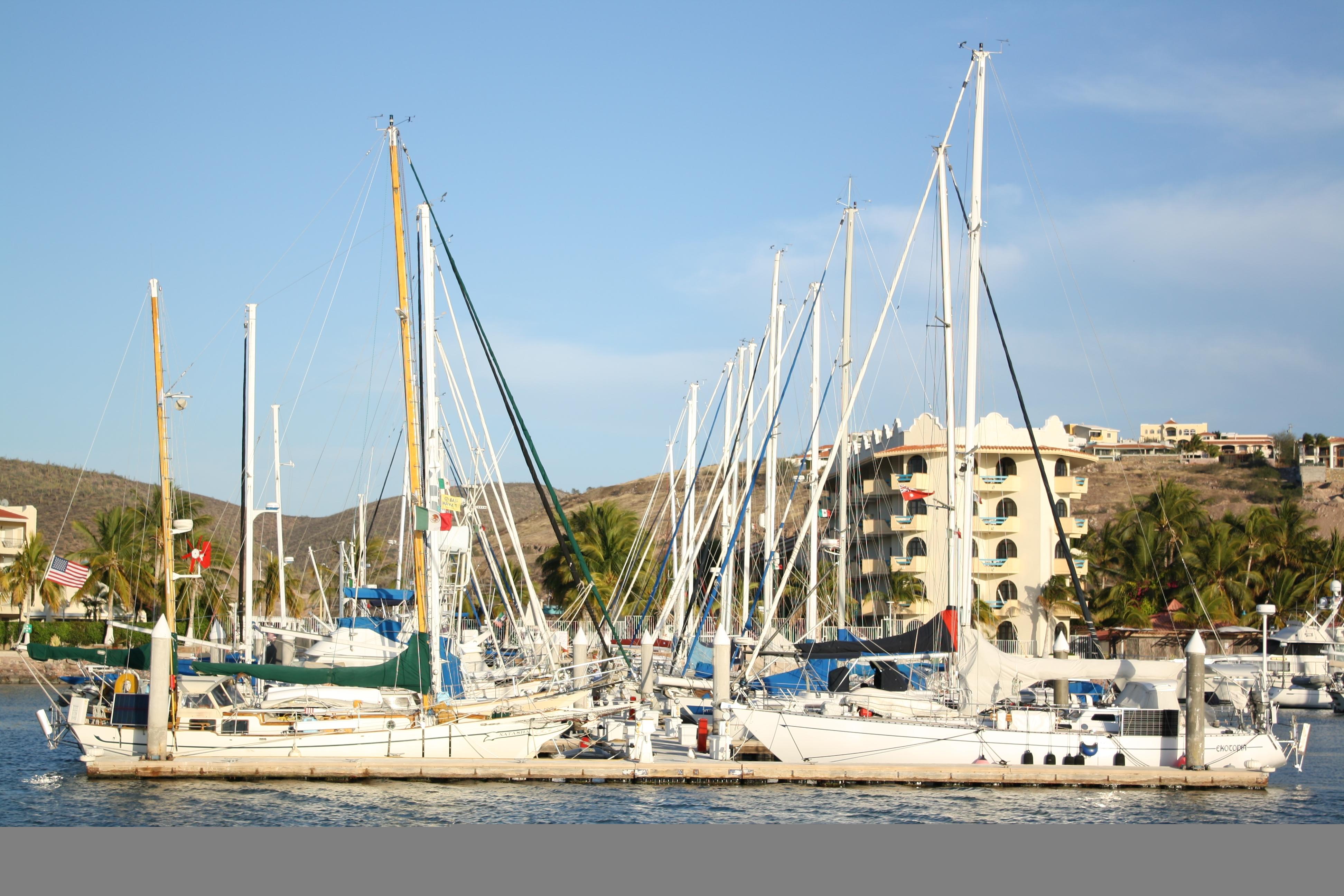 The Westmarine Waterfront Hotel La Paz Extérieur photo