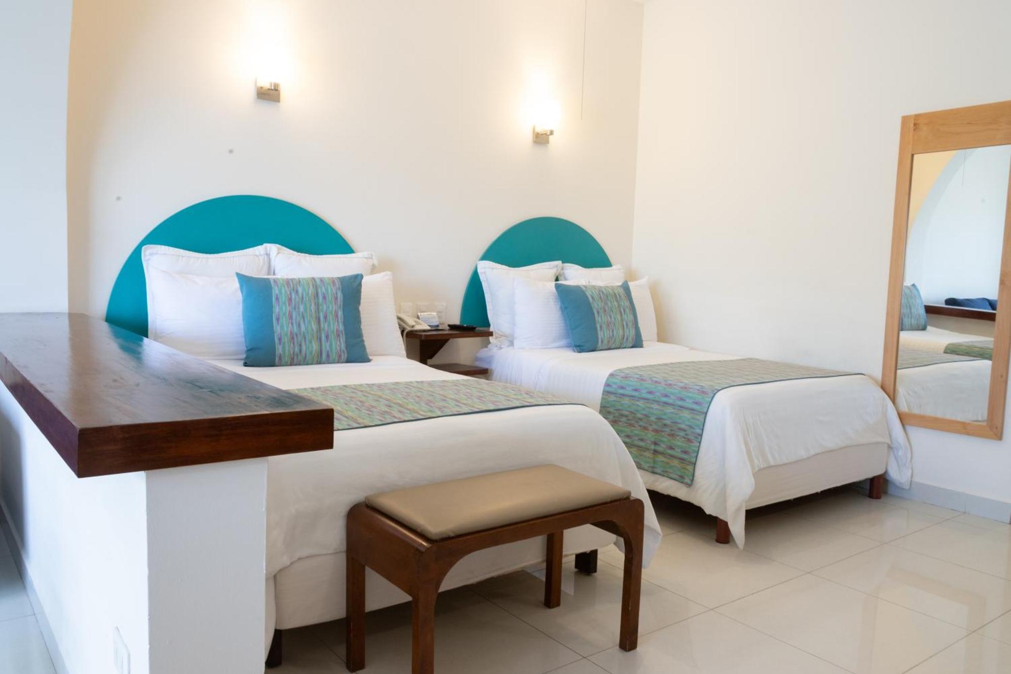 The Westmarine Waterfront Hotel La Paz Extérieur photo