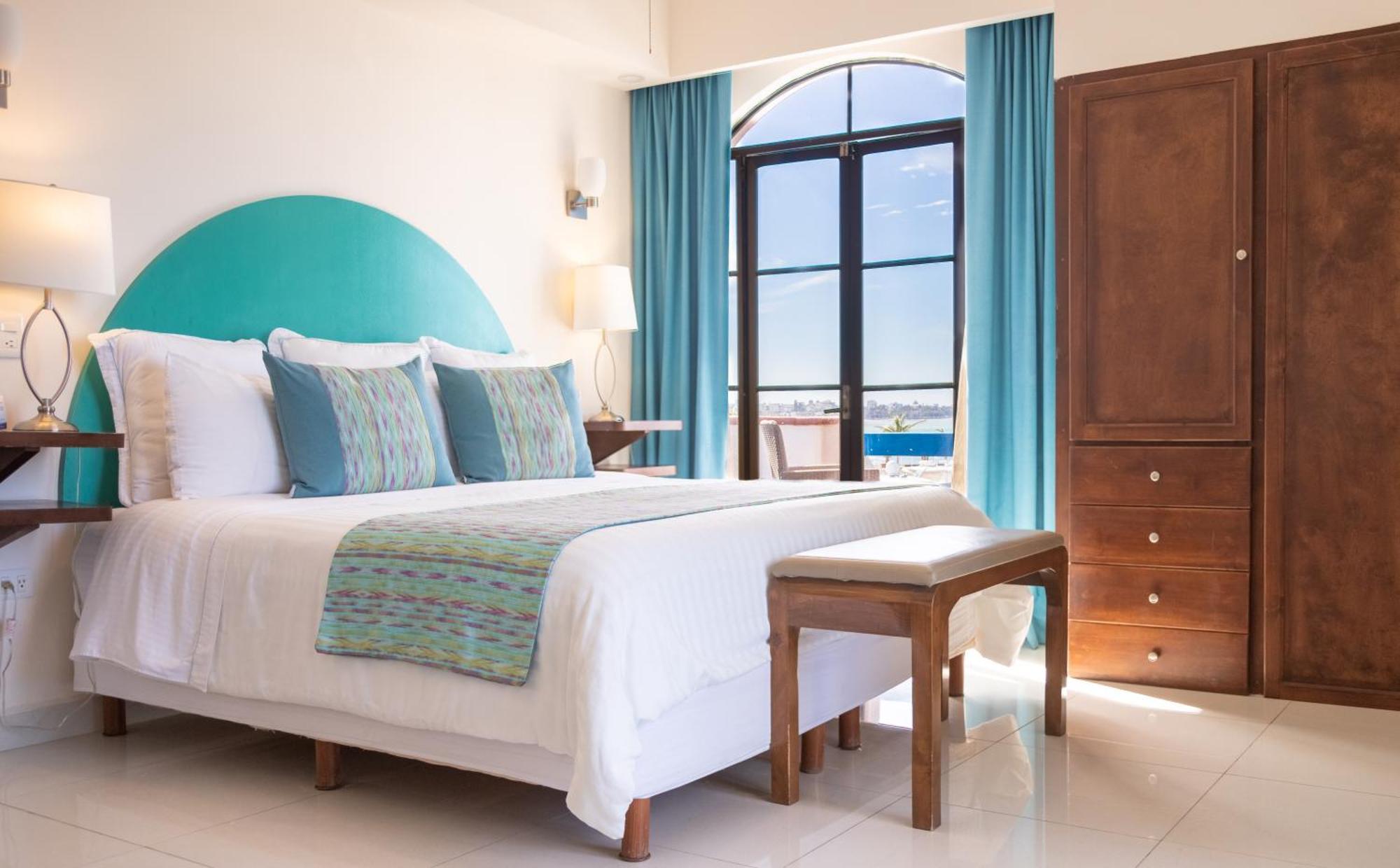 The Westmarine Waterfront Hotel La Paz Extérieur photo